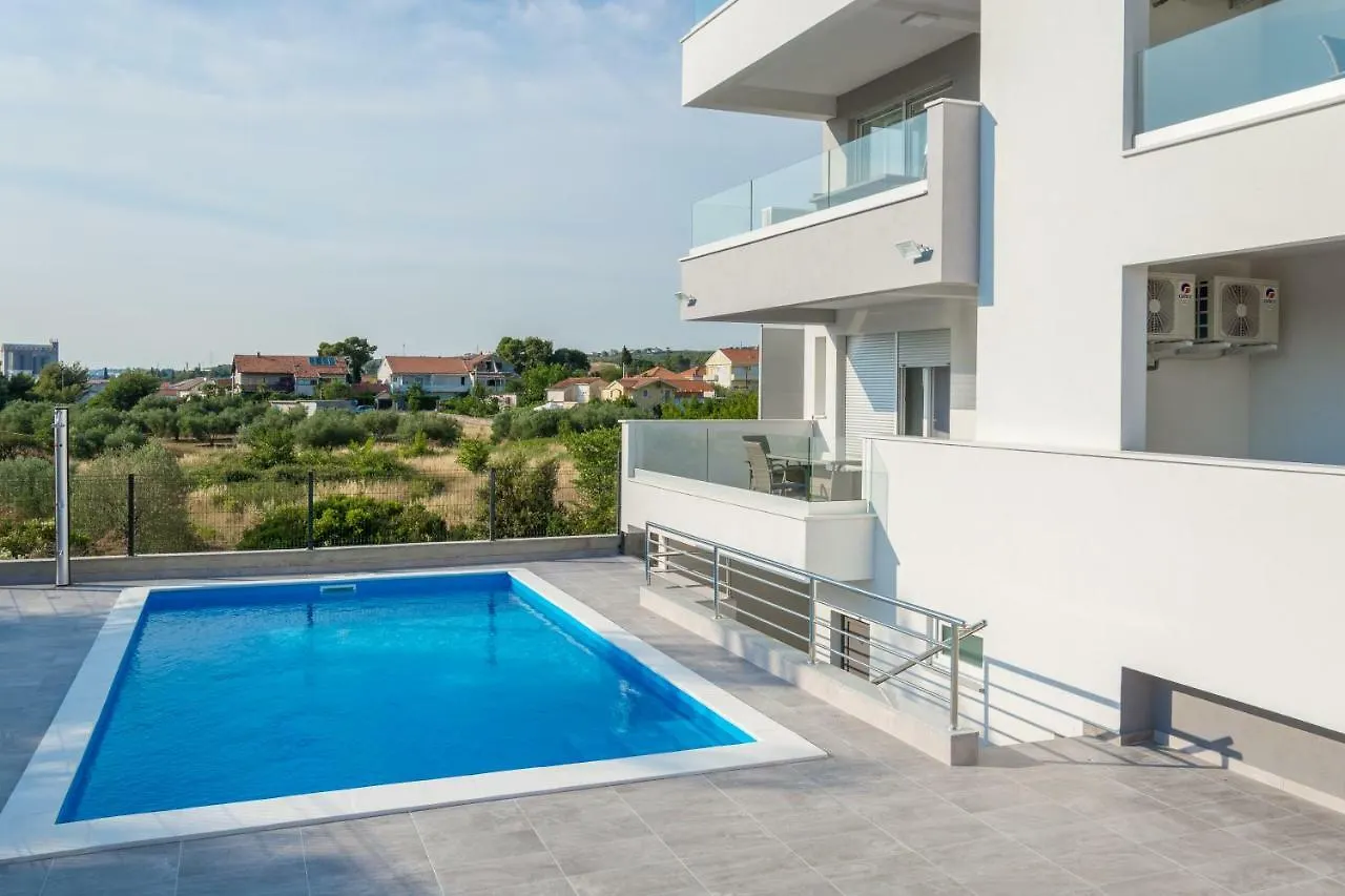 Ferienwohnung Apartmanska Kuca Luna Bibinje Apartment